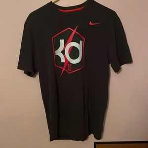 KD Nike t shirt medium